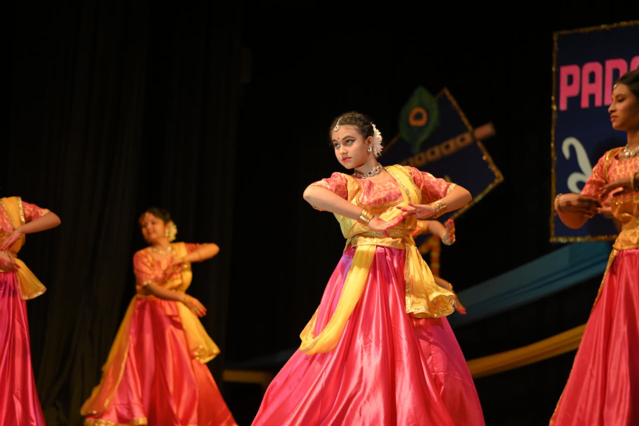 Formation Dance